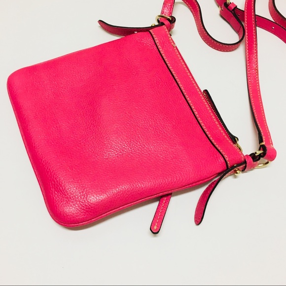 Dooney & Bourke Pebble Grain Crossbody Carrier - Picture 3 of 8